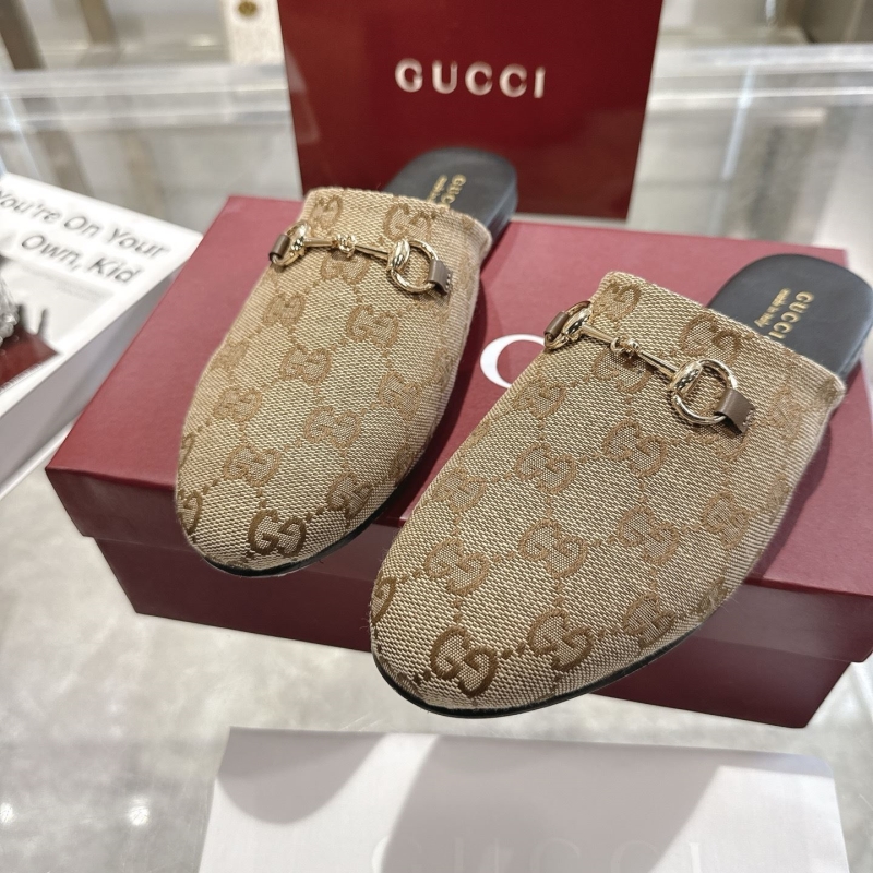 Gvc*1 slippers